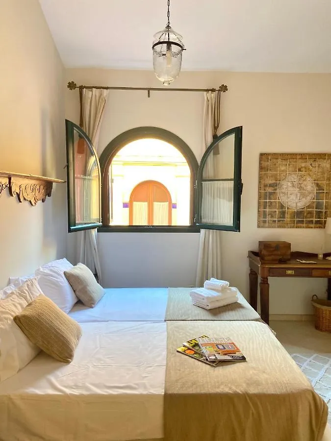 Casa Palacio Sxviii Con Piscina En Centro Historico De Sevilla Spain
