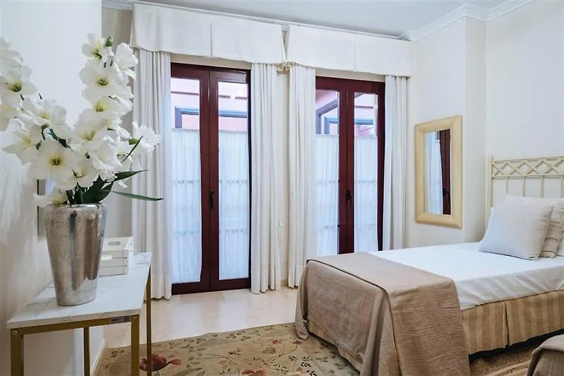Casa Palacio Sxviii Con Piscina En Centro Historico De Sevilla Holiday home Seville