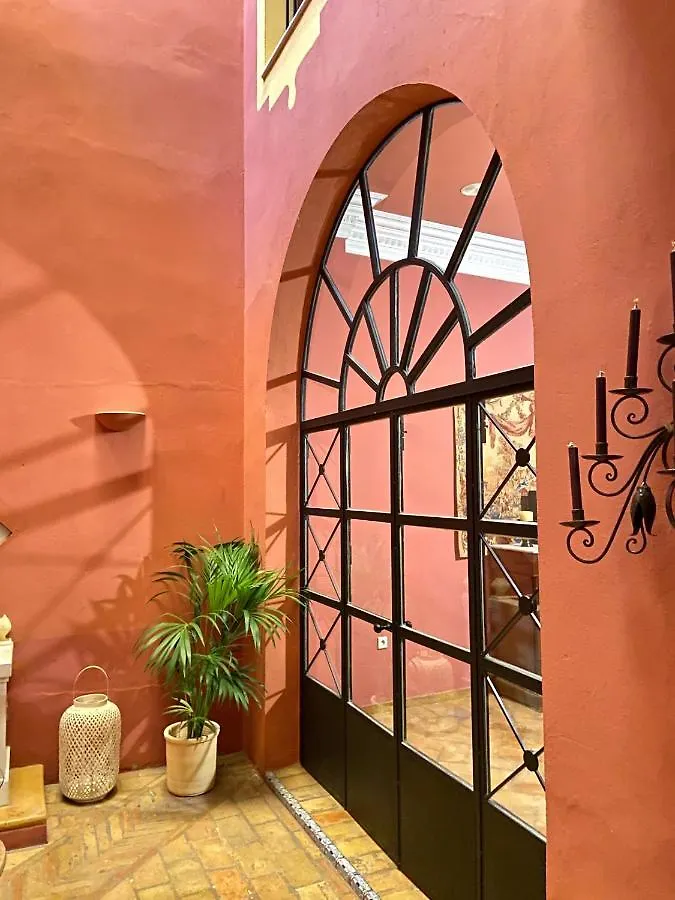 Casa Palacio Sxviii Con Piscina En Centro Historico De Sevilla