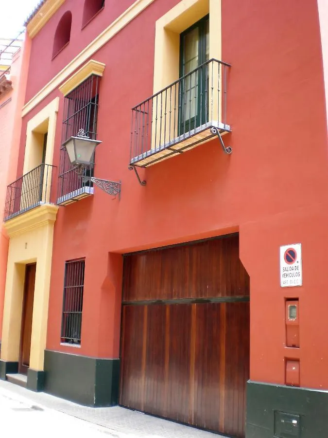 Holiday home Casa Palacio Sxviii Con Piscina En Centro Historico De Sevilla Spain