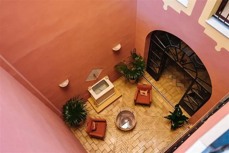 Holiday home Casa Palacio Sxviii Con Piscina En Centro Historico De Sevilla Spain